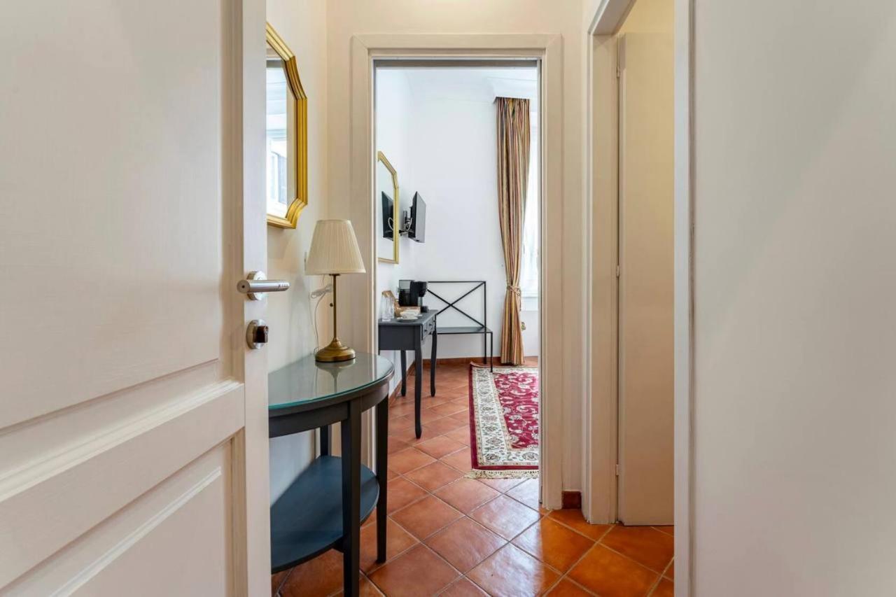 Fori Imperiali Luxe Mansion Hotel Rome Exterior photo