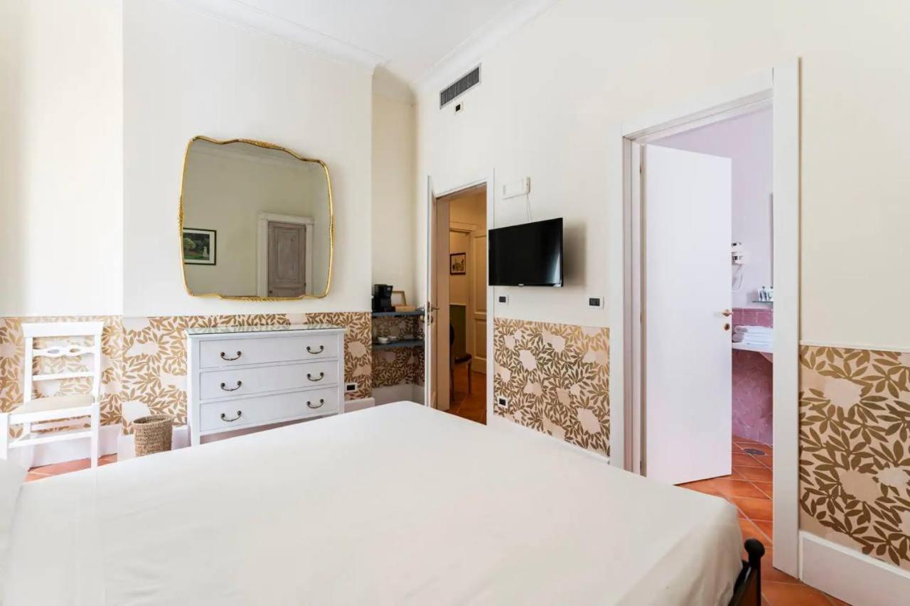 Fori Imperiali Luxe Mansion Hotel Rome Exterior photo